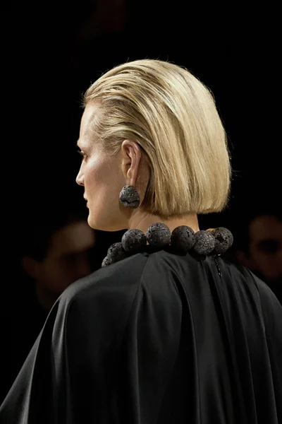 Look 97
